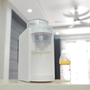 Máy pha sữa thông minh Tiny Baby Formula