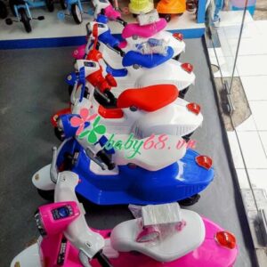 Xe May Dien Vespa Cho Be Gcv 531 3